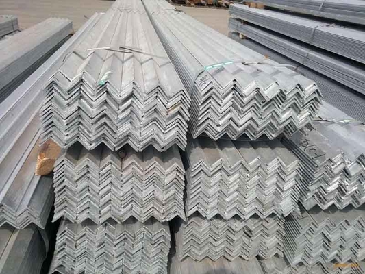Warmgetränkt galvanisiertes C-Kanal-Stahl und Winkelstange ASTM A36 für Lagerdach
