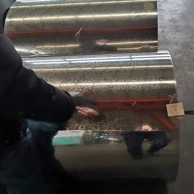 Warmgetränktes galvanisiertes Stahlblech in Spirale (GI) SGCC für Dachblech