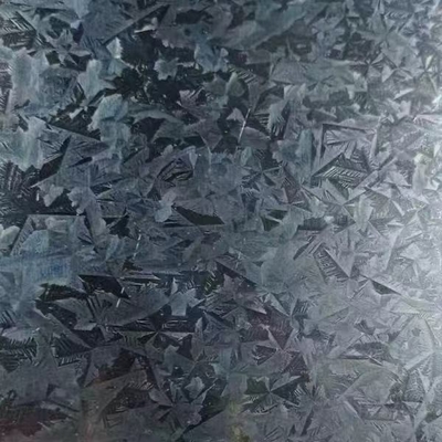 Heißgetränkte galvanisierte Stahlspule SGCC TS550-570 zur Dekoration mit einer Dicke von 0,25 mm