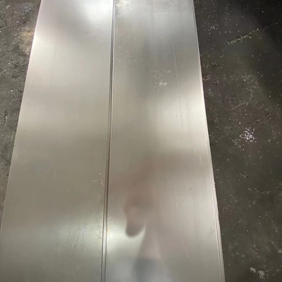 Mikroporöses 12mm durchlöcherte Aluminiumschirm mit kundenspezifischem Loch