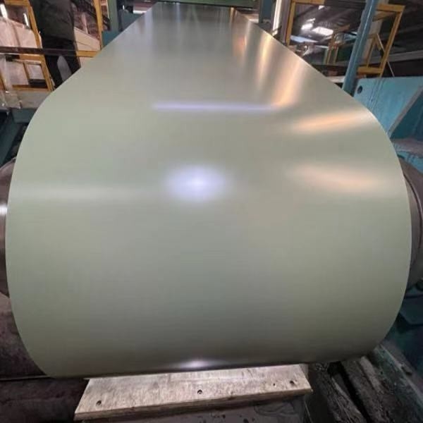 Breite 600-1250 mm Zinkbeschichtung 40-275 g Vormalte Galvalume Stahlspule für Baustoffe