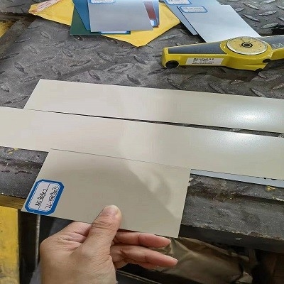 0.3mm Ral färben überzogene Stahlspule für Wände und Deckungen